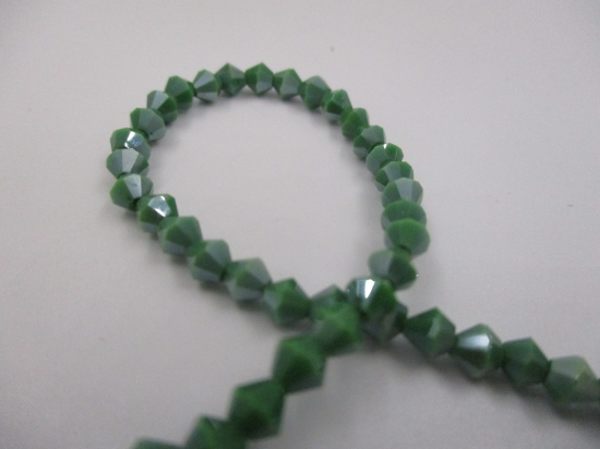 Crystal BIC 4mm Op Green Ab+/-100pcs