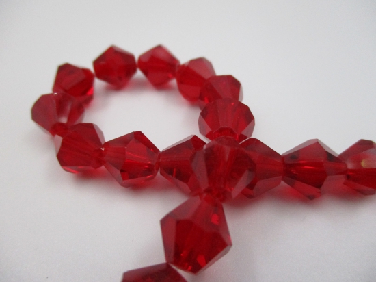 Crystal BIC 10mm Dk Red +/-32pcs