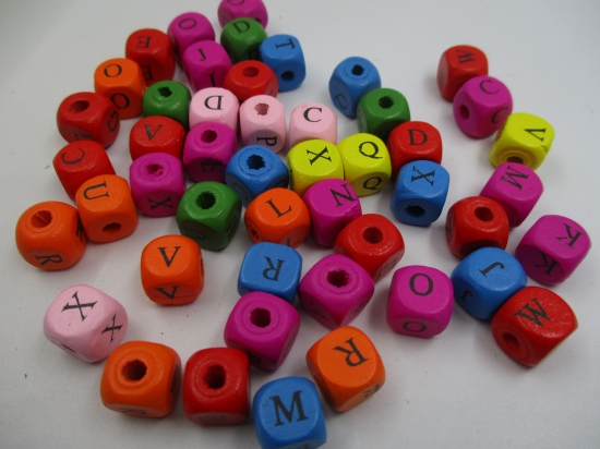 ALPHABET WOOD BEADS 10X10MM 250G MIX