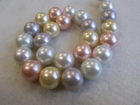 Shell Pearls Lt Mix 16mm +/-25pcs