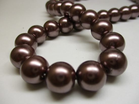 GLASS PEARLS 12MM BROWN