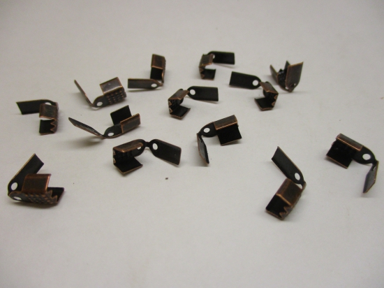 LEATHER CRMP +/-50PCS COPPER 4MM