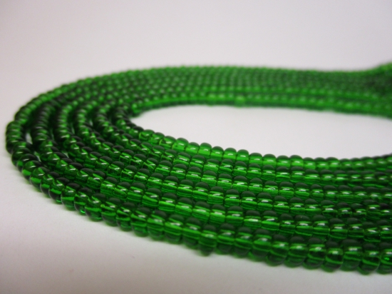 Czech Seed Beads 8/0 Crystal Green 3str x +/-50cm