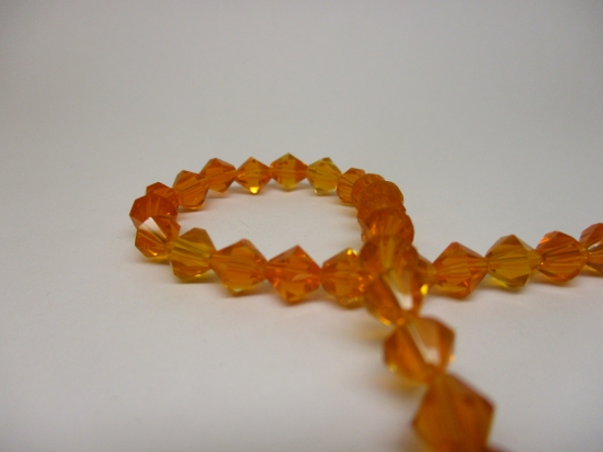 Crystal BIC 6mm Lt Orange +/-40pcs