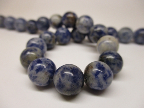 Sodalite 10mm +/-38pcs