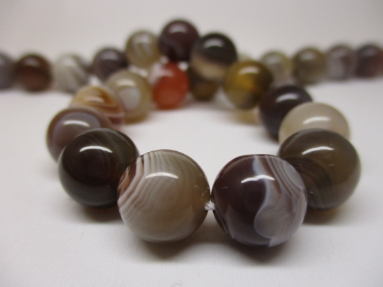 Botswana Agate 10mm +/-39pcs