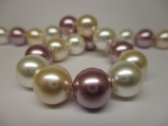 Shell Pearl 12mm +/-33pcs