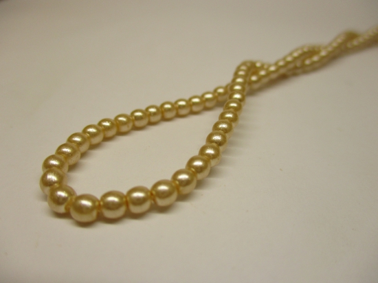 Czech Glass Pearls 3mm Cream +/--150pcs