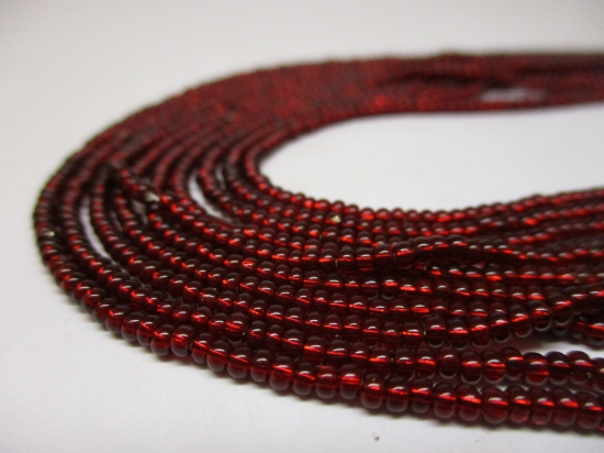 Czech Seed Beads 11/0 Foil Dk Red 5str x +/-50cm
