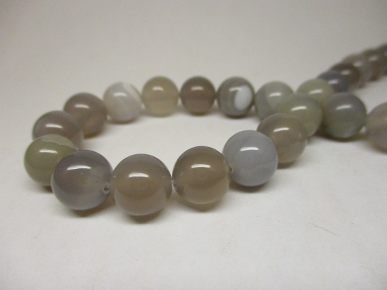 Grey Striped Agate 6mm +/-64pcs