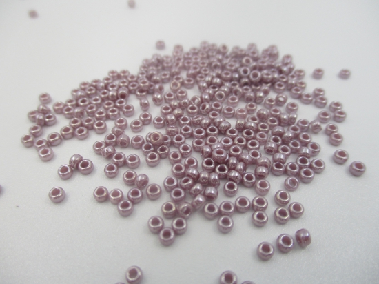 Miyuki Round 11/0 Pearl Purple (RR11-437) 7.2g