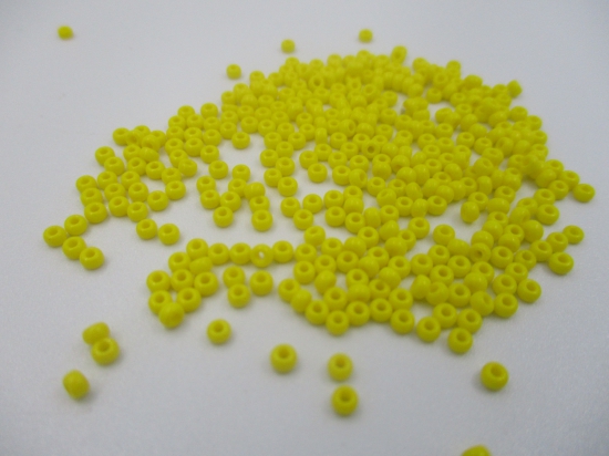 Miyuki Round 11/0 Opaque  Yellow (RR11-404) 7.2g
