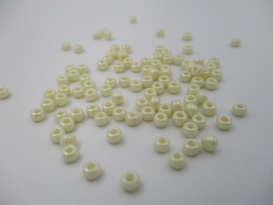 Miyuki Round 8/0 Pearl Luster Cream (RR08-486) 7.2g
