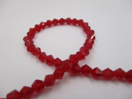 Crystal BIC 4mm Dk Red +/-100pcs