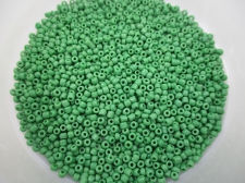 Seed Beads 8/o Green 450g
