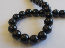 GLASS PEARLS 8MM BLACK