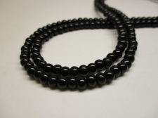 GLASS PEARLS 4MM BLACK