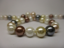 Shell Pearl 6mm +/-60pcs