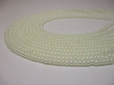 Czech Seed Beads 11/0 Pearl Lt Yellow 5str x +/-50cm