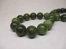 Jade 10mm +/-37pcs