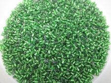Bugle Beads Half Cut Foil Green 450g